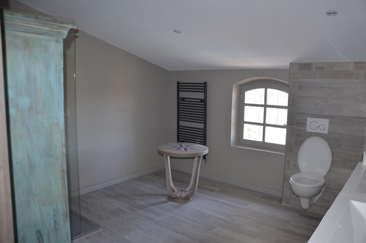 Belle Maison Avec Piscine Dans Les Hauteurs A Saint Raphael エクステリア 写真