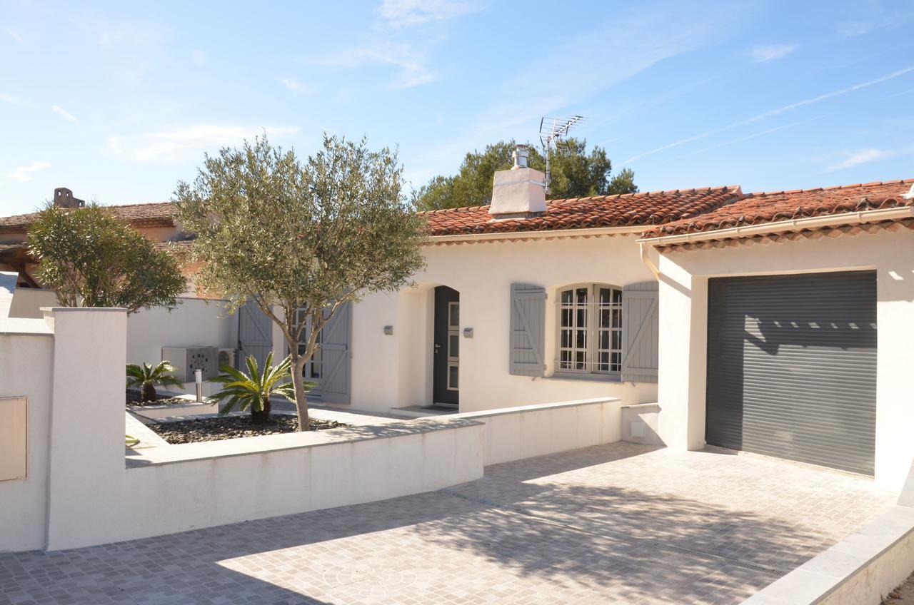 Belle Maison Avec Piscine Dans Les Hauteurs A Saint Raphael エクステリア 写真